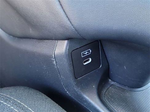 Used 2024 Honda HR-V LX image 25