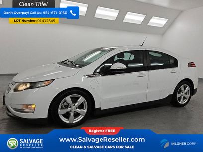 Used 2014 Chevrolet Volt w/ Enhanced Safety Package 1