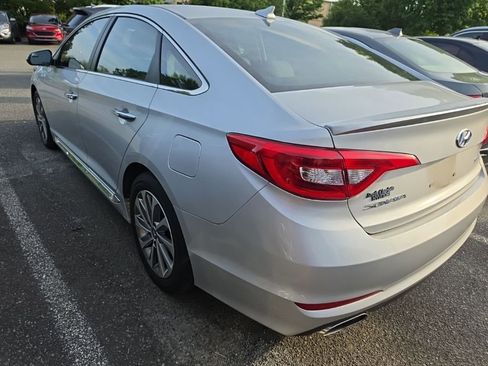Used 2017 Hyundai Sonata Sport w/ Value Edition Package 02 FWD image 4