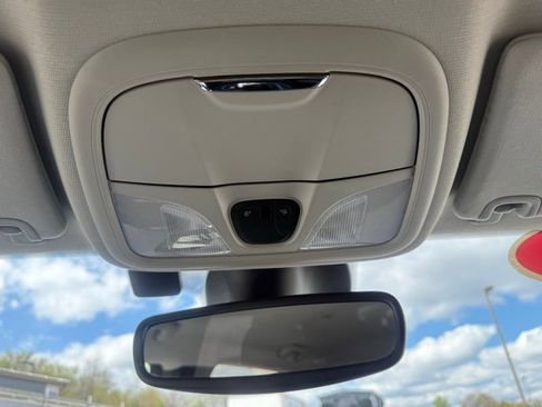 Used 2021 Jeep Cherokee Latitude Lux image 23