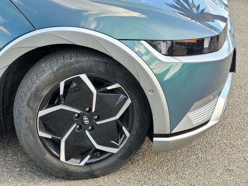 Certified 2024 Hyundai Ioniq 5 Limited RWD image 16