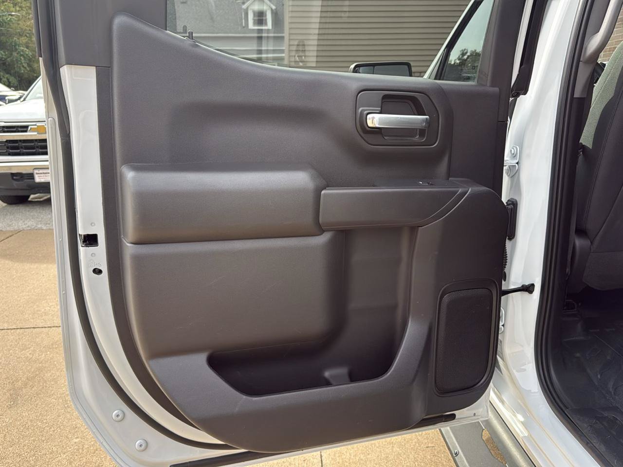Used 2024 GMC Sierra 1500 Pro w/ Pro Value Package AWD/4WD image 18