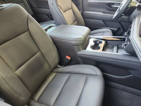 Certified 2026 Chevrolet Tahoe Z71 w/ Comfort Package AWD/4WD image 10