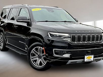 Used 2024 Jeep Wagoneer Series II w/ Flexible Seating Group