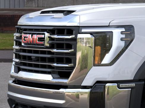 New 2026 GMC Sierra 2500 SLE w/ SLE Value Package; AWD/4WD image 13