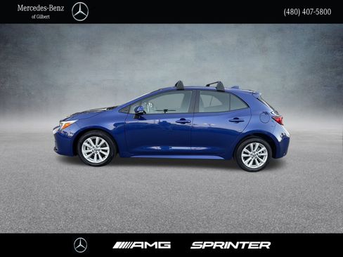 Used 2025 Toyota Corolla Hatchback image 3