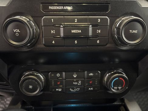 Used 2020 Ford F150 XLT w/ Equipment Group 302A Luxury image 21