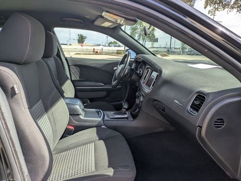 Used 2023 Dodge Charger SXT image 32