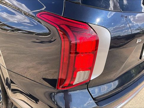 Used 2024 Hyundai Palisade SEL w/ Premium Package FWD image 30