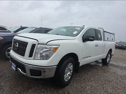 Used 2019 Nissan Titan SV w/ SV Convenience Package
