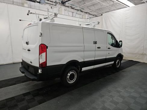 Used 2019 Ford Transit 250 130 Low Roof RWD image 4