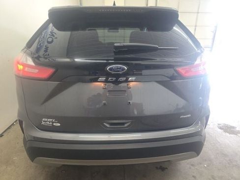 Used 2024 Ford Edge SEL w/ Convenience Package AWD/4WD image 11