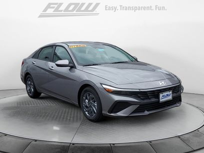 New 2025 Hyundai Elantra Blue