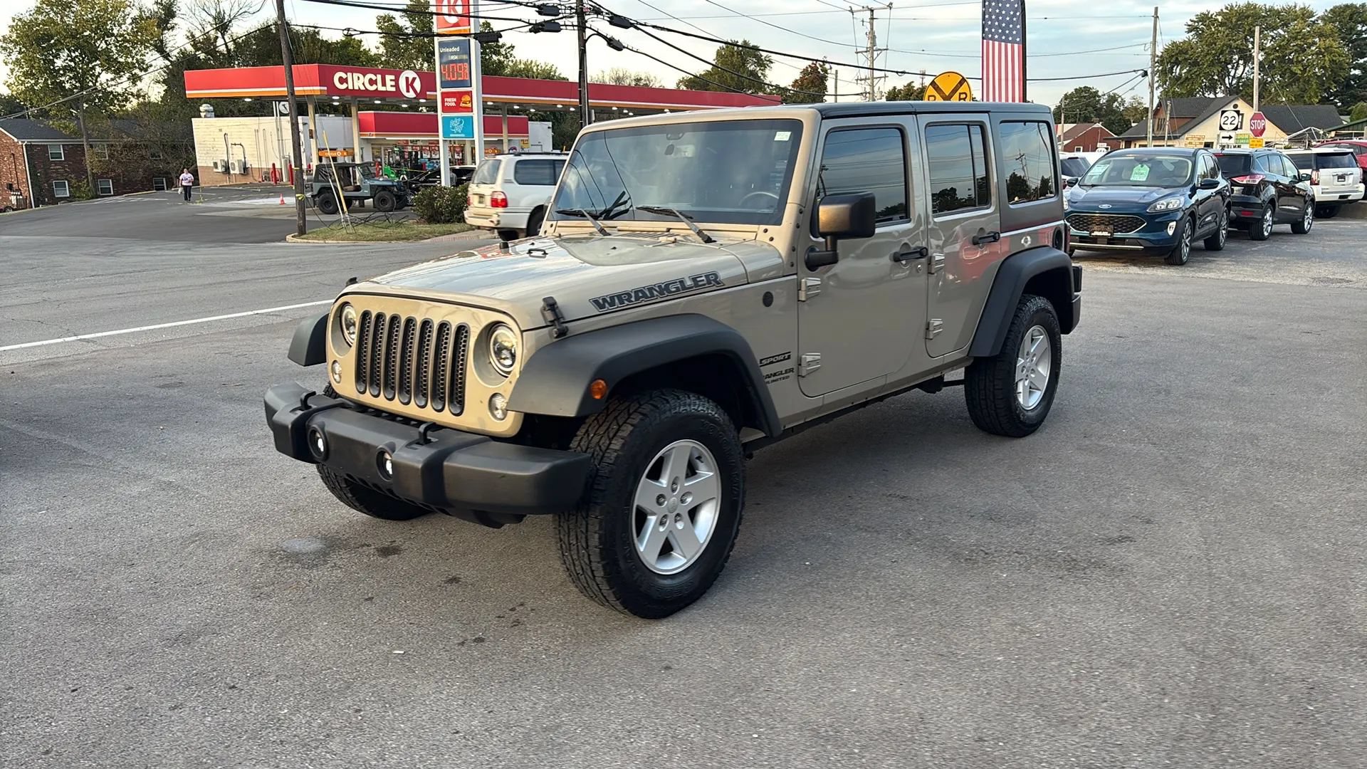 Used 2017 Jeep Wrangler Unlimited Sport w/ Quick Order Package 24S AWD/4WD image 4