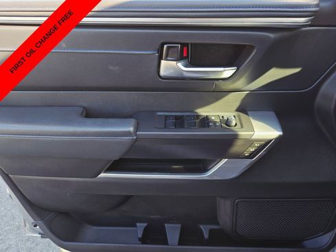 Used 2024 Toyota Sequoia Platinum AWD/4WD image 40