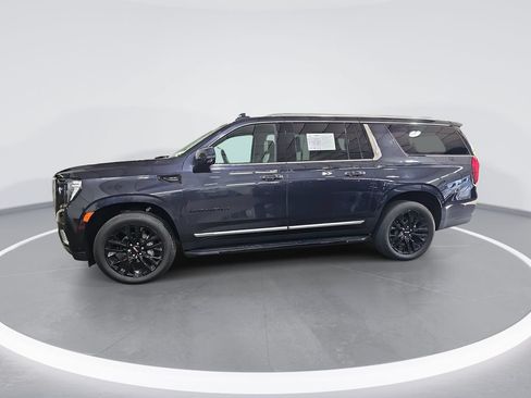 Certified 2024 GMC Yukon XL Denali w/ Advanced Technology Package AWD/4WD image 7