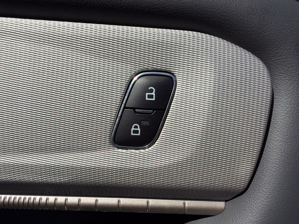 Certified 2025 Ford Explorer Active RWD image 26