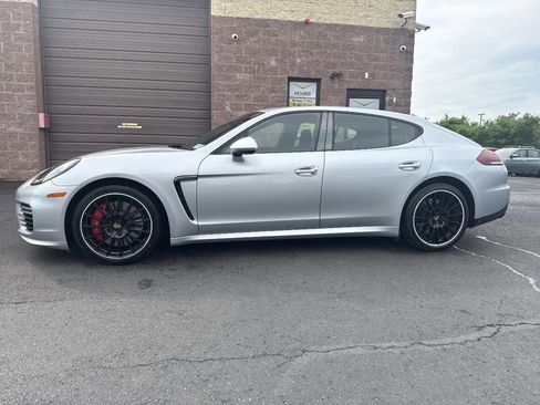 Used 2016 Porsche Panamera GTS w/ Premium Package AWD/4WD image 2