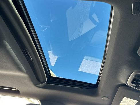 Used 2024 Chevrolet Colorado ZR2 w/ Safety Package image 20