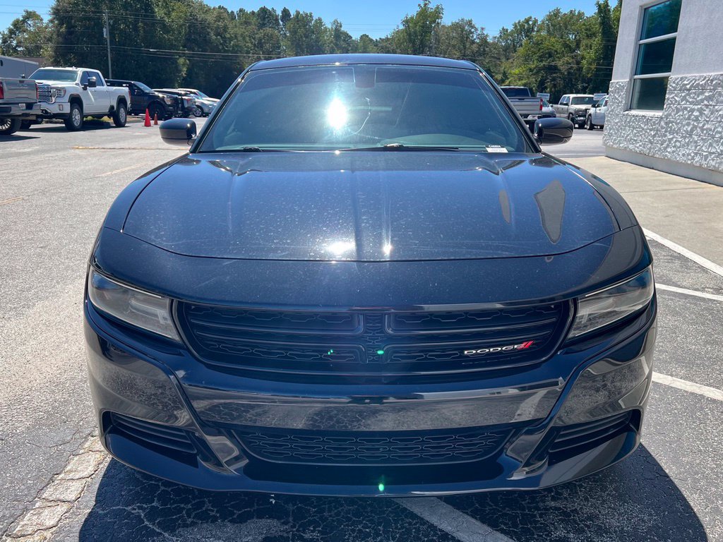Used 2020 Dodge Charger SXT w/ Blacktop Package RWD image 5