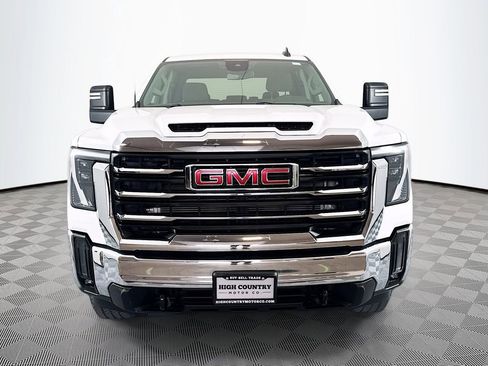 Used 2024 GMC Sierra 2500 SLE w/ SLE Convenience Package AWD/4WD image 2