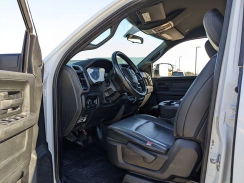 Certified 2022 RAM 2500 Tradesman w/ Chrome Appearance Group image 32