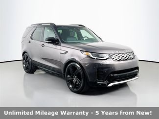 Used 2025 Land Rover Discovery Metropolitan Edition video 3