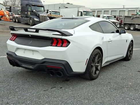 Used 2024 Ford Mustang Dark Horse image 7