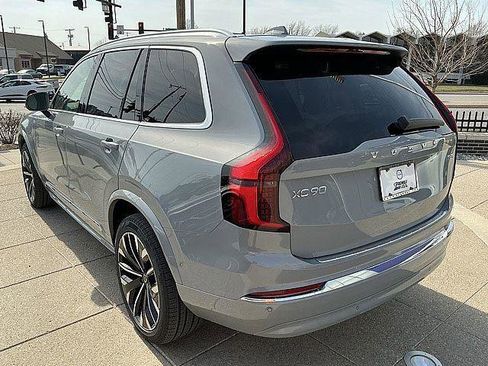 New 2026 Volvo XC90 T8 Ultra w/ Protection Package Premier AWD/4WD image 10