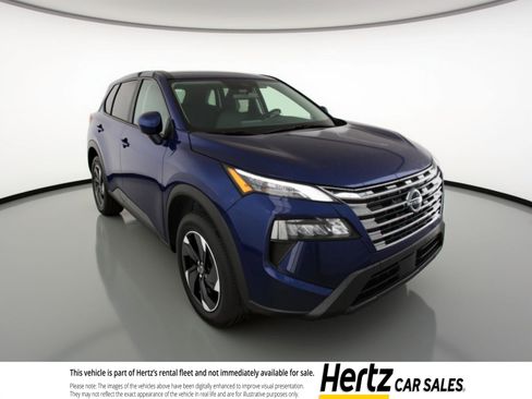 Used 2025 Nissan Rogue SV image 1