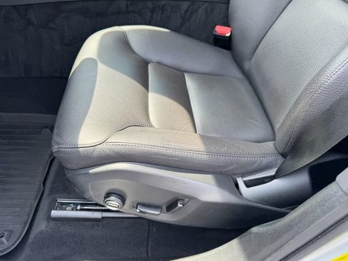 Used 2023 Volvo XC60 B5 Plus w/ Climate Package AWD/4WD image 16