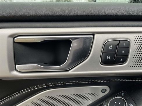 Used 2022 Ford Explorer ST w/ Equipment Group 401A image 18