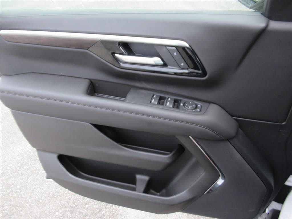 New 2025 Chevrolet Tahoe 2WD image 26