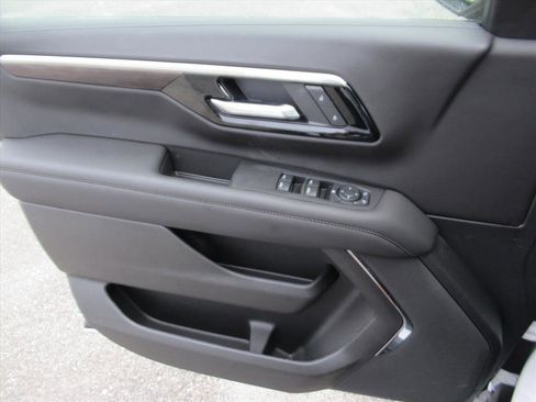 New 2025 Chevrolet Tahoe 2WD image 26