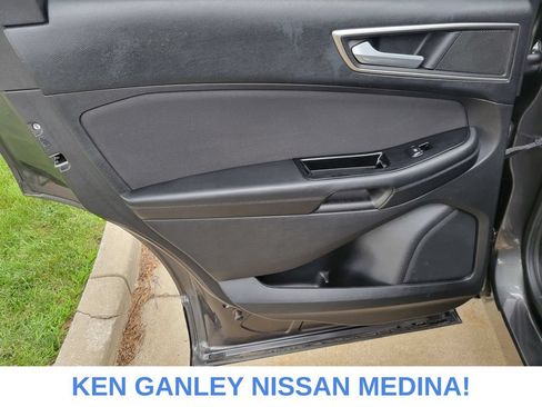 Used 2015 Ford Edge SEL AWD/4WD image 41