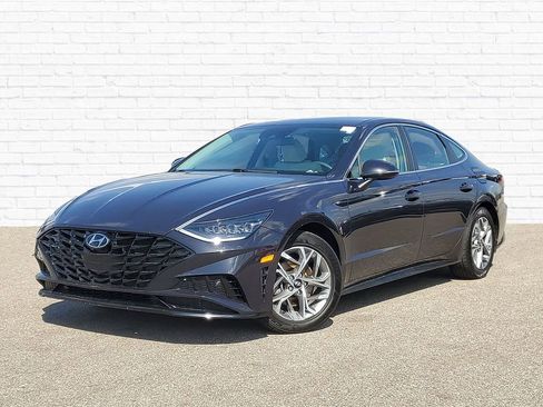 Used 2023 Hyundai Sonata SEL FWD image 1