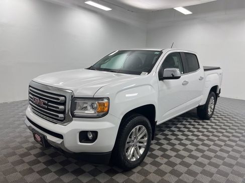 Used 2019 GMC Canyon SLT image 2