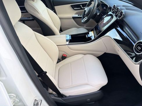 New 2026 Mercedes-Benz GLC 300 image 31