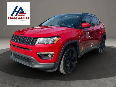 Used 2020 Jeep Compass Latitude AWD/4WD image 1