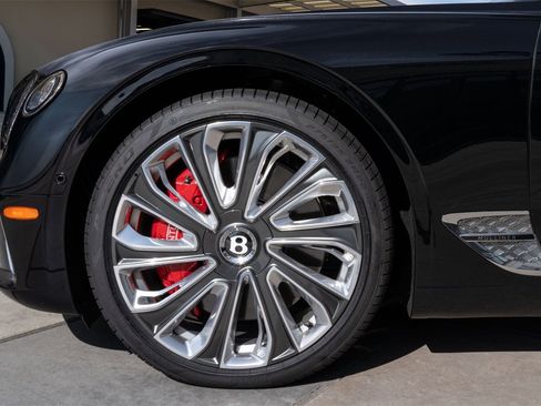 Used 2024 Bentley Continental GT Mulliner image 23