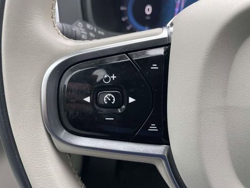 Used 2023 Volvo XC90 B6 Ultimate image 31