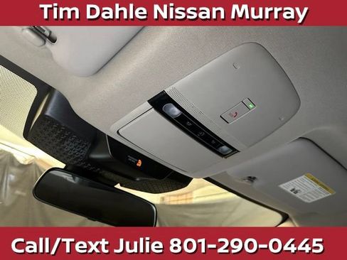 Used 2024 Nissan Ariya FWD image 32