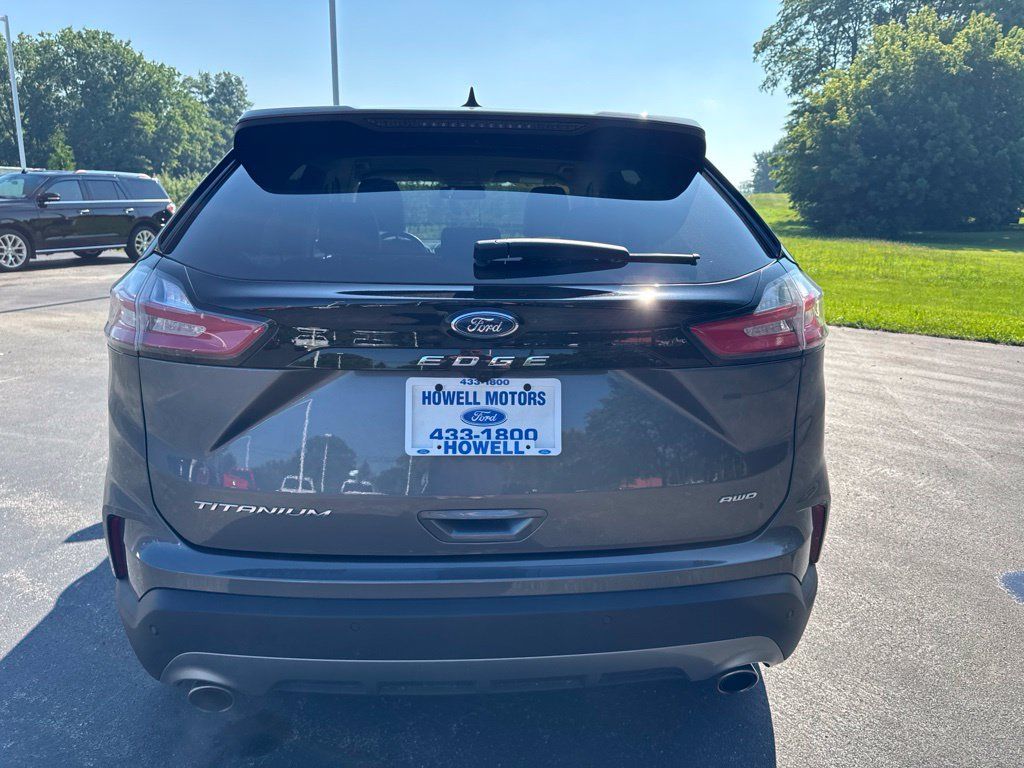 Used 2024 Ford Edge Titanium AWD/4WD image 6
