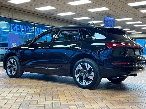 Used 2021 Audi e-tron Premium w/ Convenience Plus Package image 6