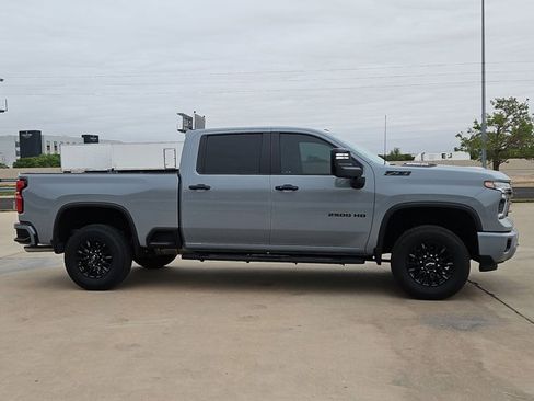 Used 2024 Chevrolet Silverado 2500 LT w/ Z71 Sport Edition AWD/4WD image 4