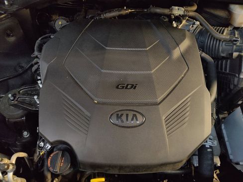 Used 2021 Kia Telluride LX image 30