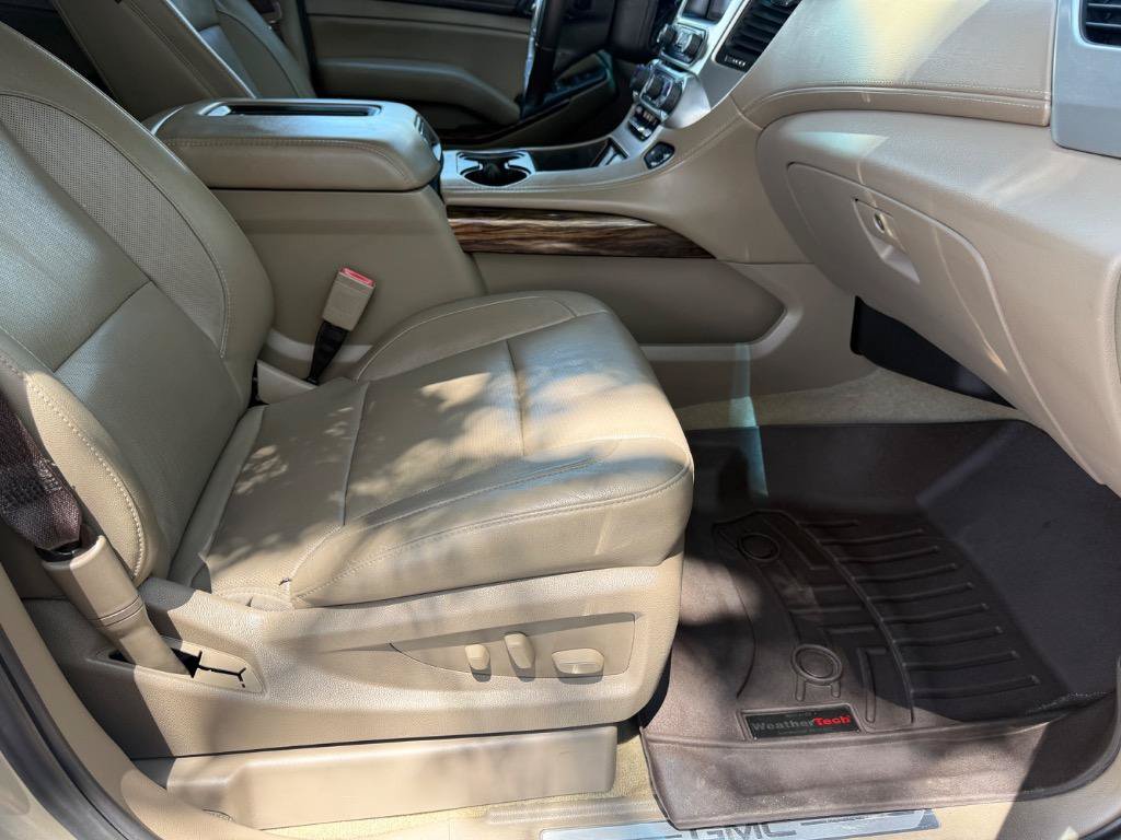 Used 2017 GMC Yukon SLT w/ Open Road Package RWD image 40