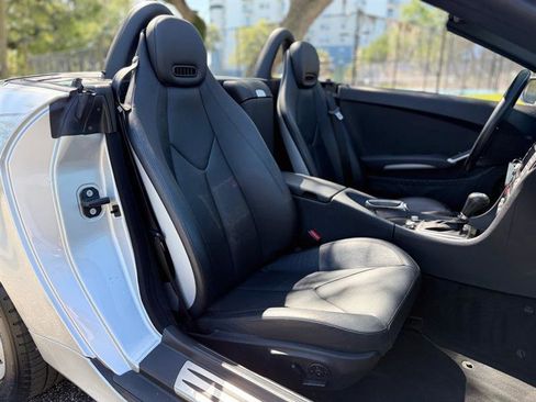 Used 2007 Mercedes-Benz SLK 280 image 11