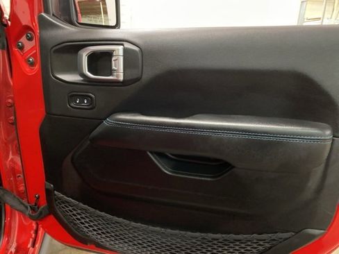 Used 2022 Jeep Wrangler Unlimited Rubicon 4xe w/ Cold Weather Group image 76