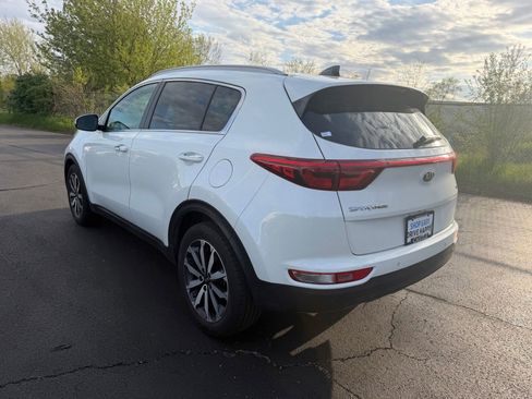 Used 2017 Kia Sportage EX w/ EX Technology Package FWD image 8